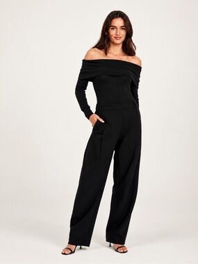 NWOT Old Navy High-Waisted Taylor Barrel Pleated Trouser Black Size 8 Tall